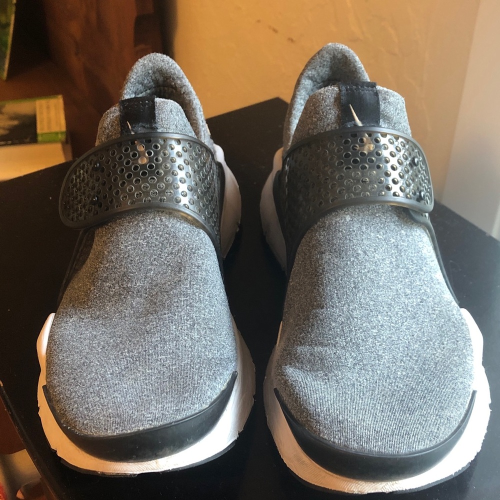 Nike Gray Knit Slip-On Athletic Sneakers with Black Strap